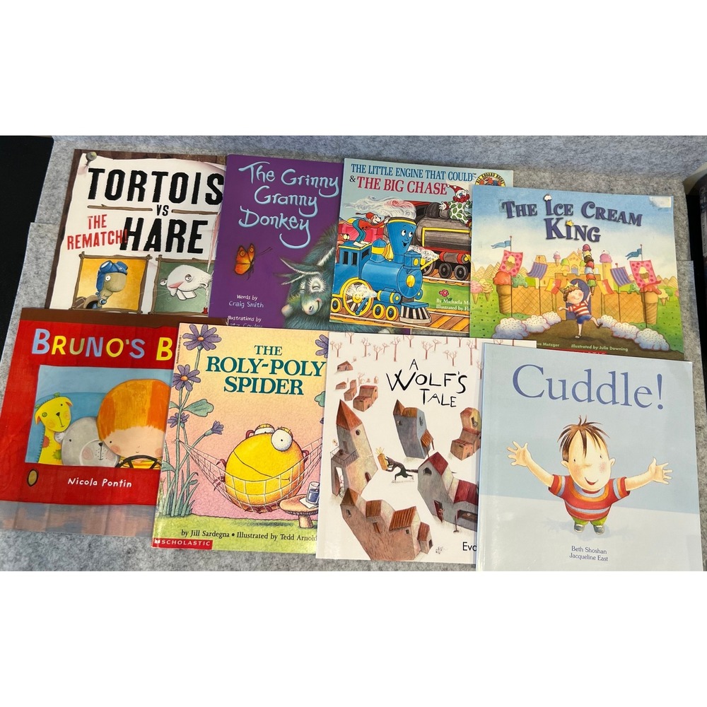 Bundle of‎ 8 Softcover Children's books